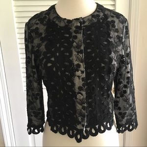 Young Essence Cropped Black Jacket